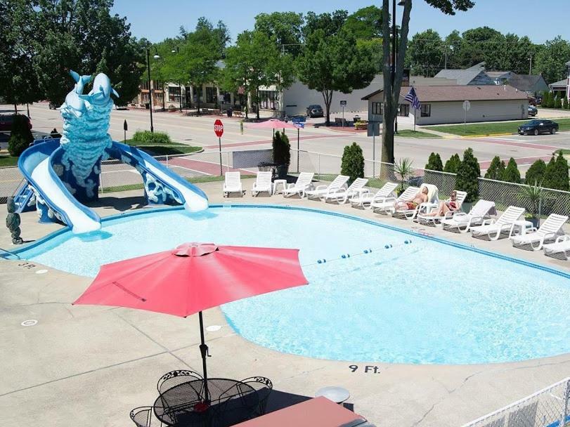 Colonial Motel Wisconsin Dells Eksteriør billede