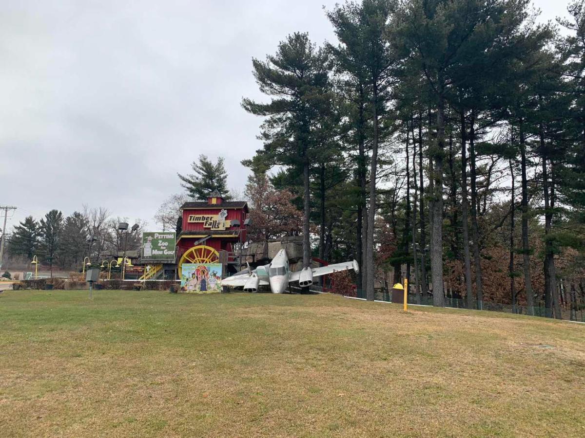 Colonial Motel Wisconsin Dells Eksteriør billede
